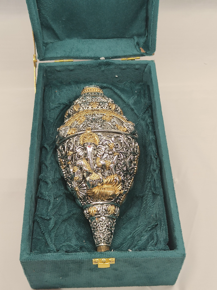 Ganesh Conch Shell( Shankh Small)
