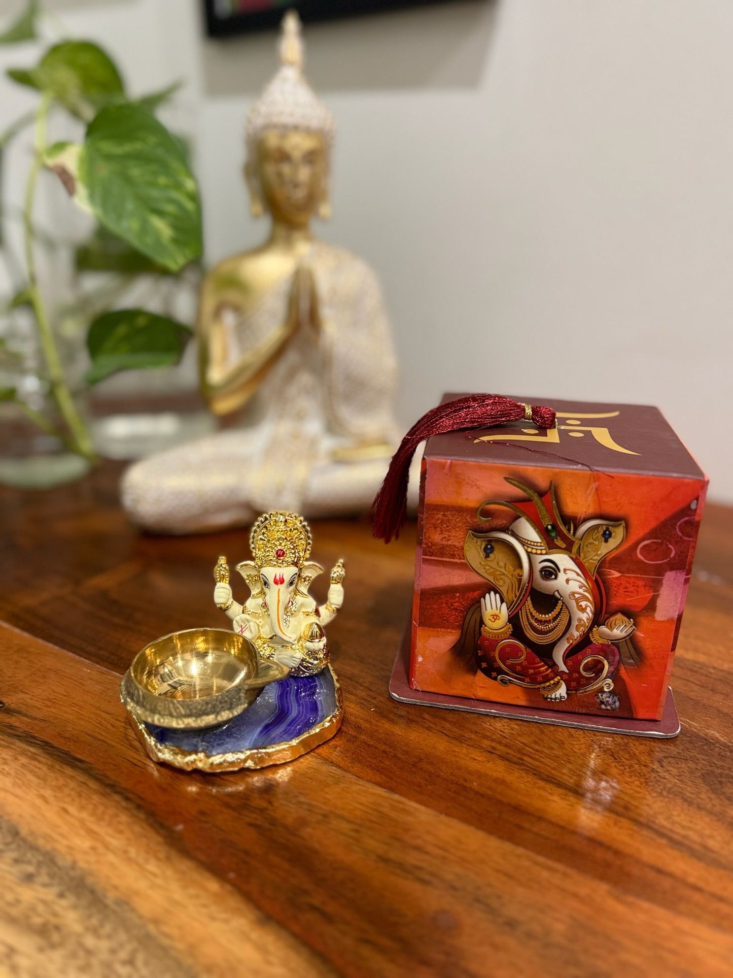 Divine Mukut Ganesha on agate with brass diya